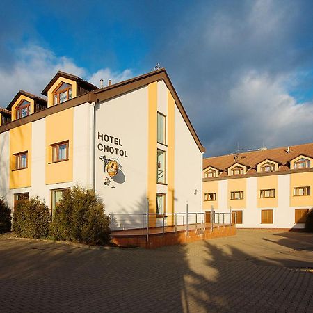 Hotel Chotol Horomerice Luaran gambar