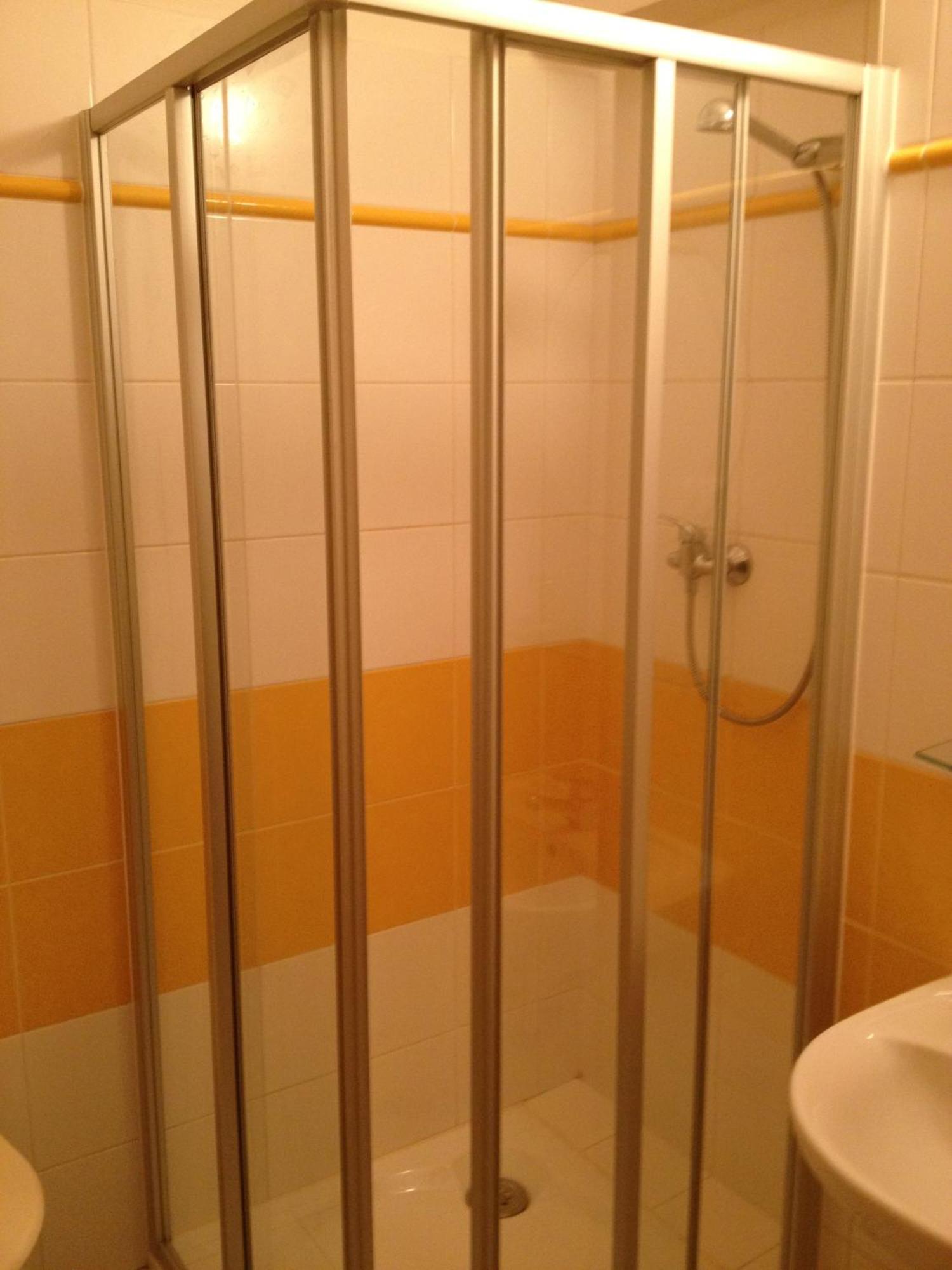 Hotel Chotol Horomerice Luaran gambar