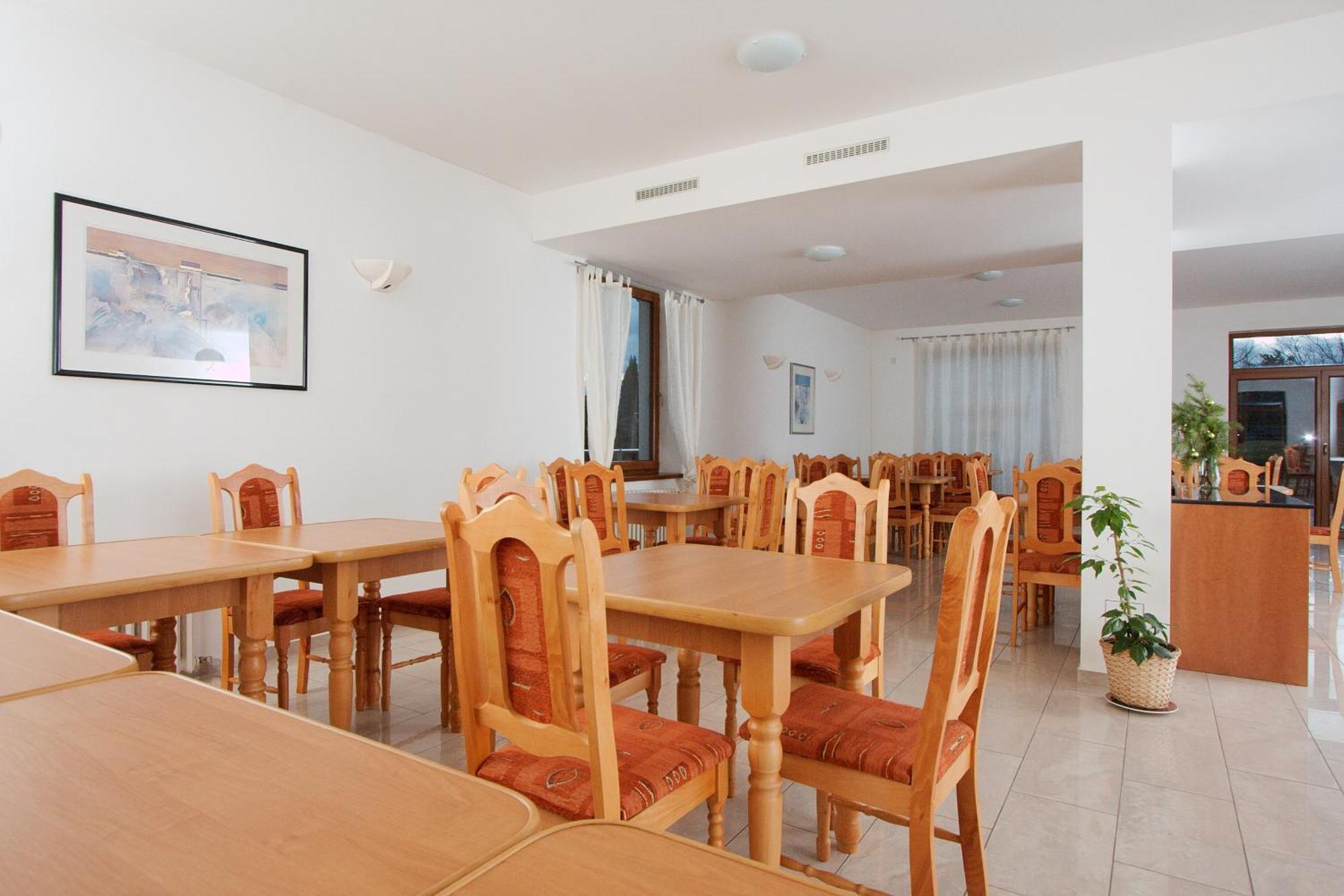 Hotel Chotol Horomerice Luaran gambar